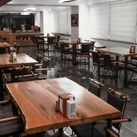 Otel Mayben Uzungöl Caykara