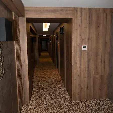 Otel Mayben Uzungöl Caykara